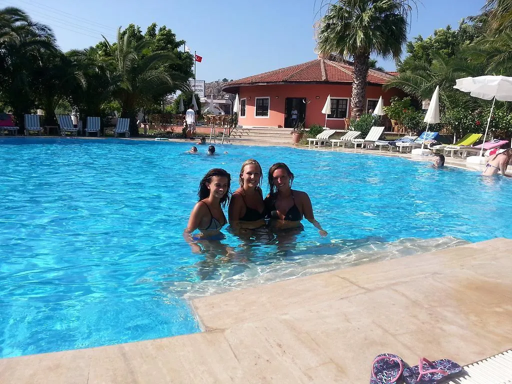 Hotel Palme דליאן